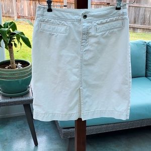 Banana Republic white skirt size 6